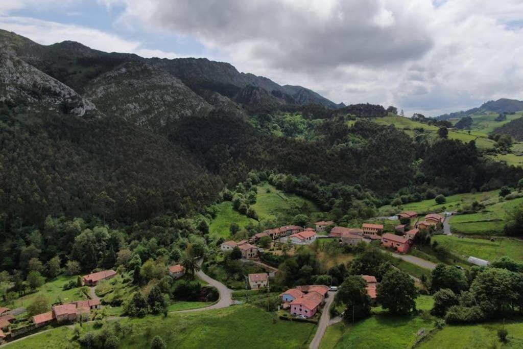 La Vierta Casa Rural Agroturismo Рибадеселья Экстерьер фото